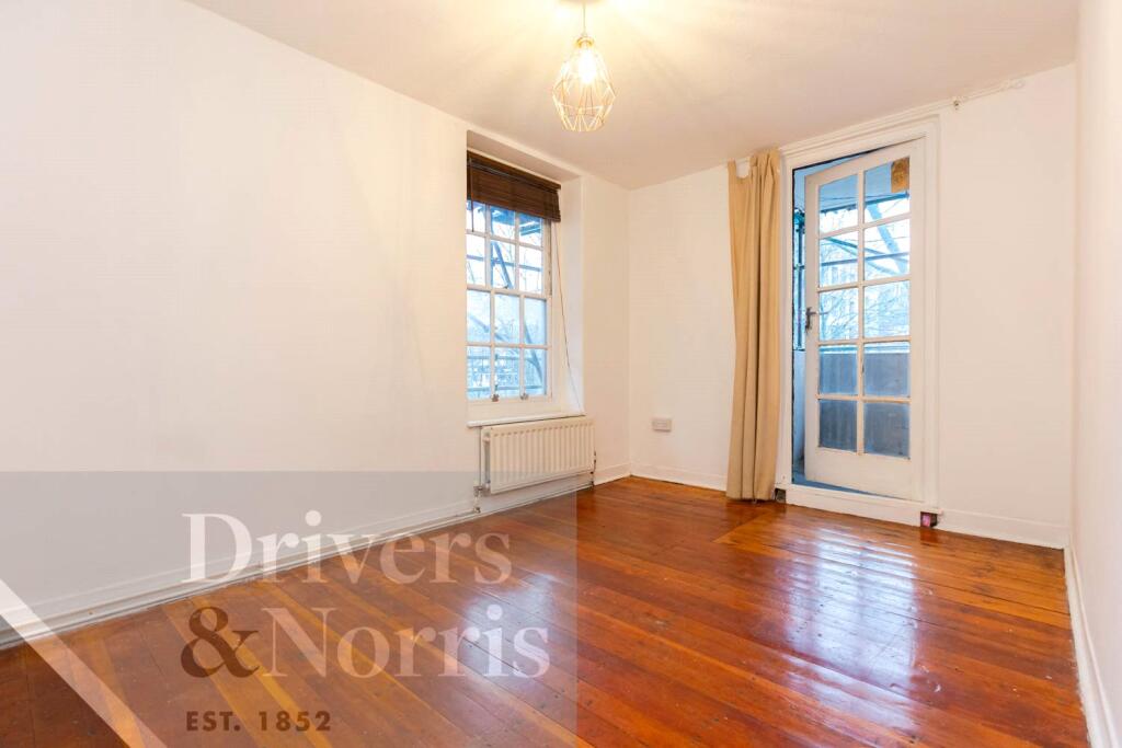 Apartment in London - View 3