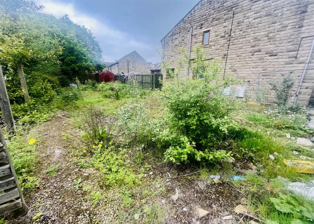Laund Road, Huddersfield - View 4