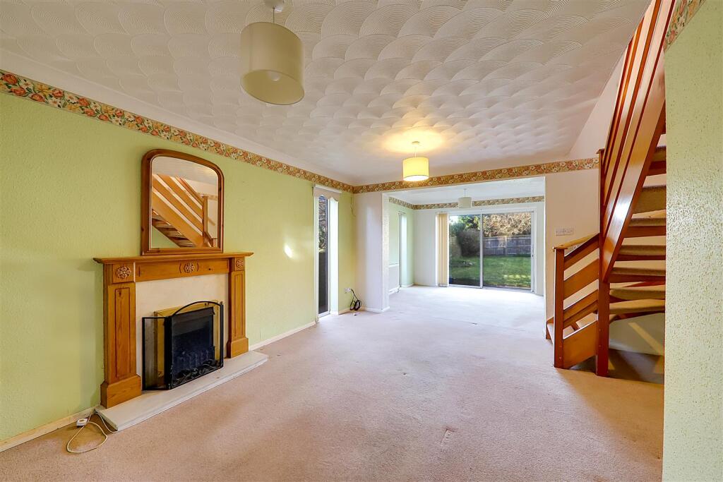 House in Worthing, West Sussex - View 3