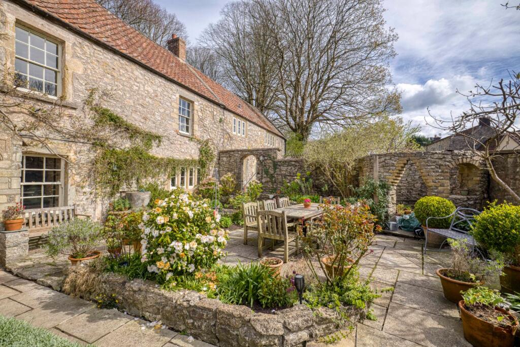 Additional image 31 of Period home - between Frome and Wells