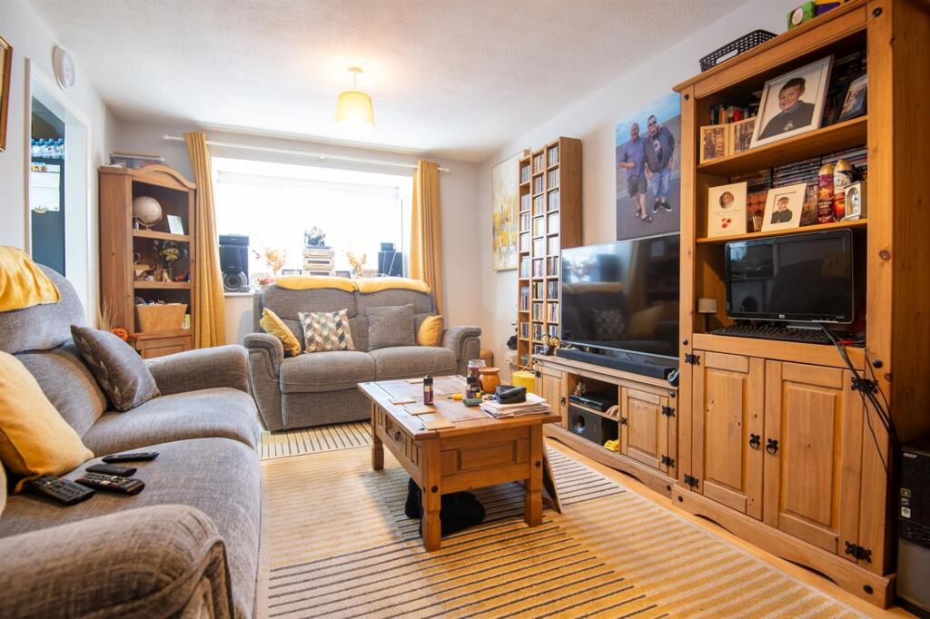Apartment in Wellingborough, Burrow's Bush - View 2