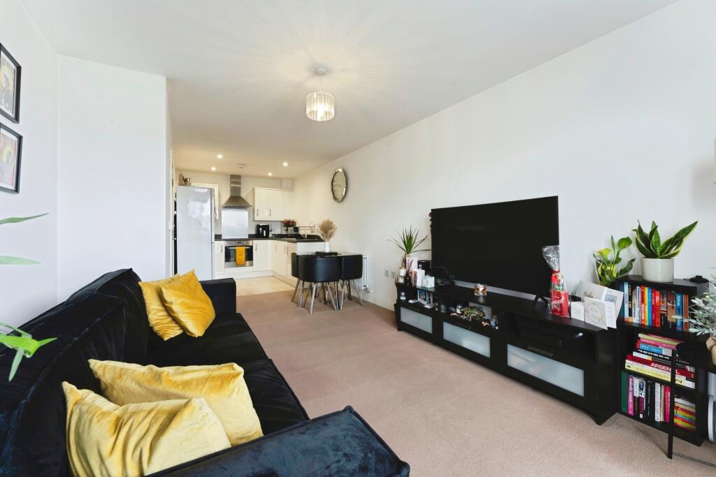 Main image of property: 21 Minter Road, Barking, IG11