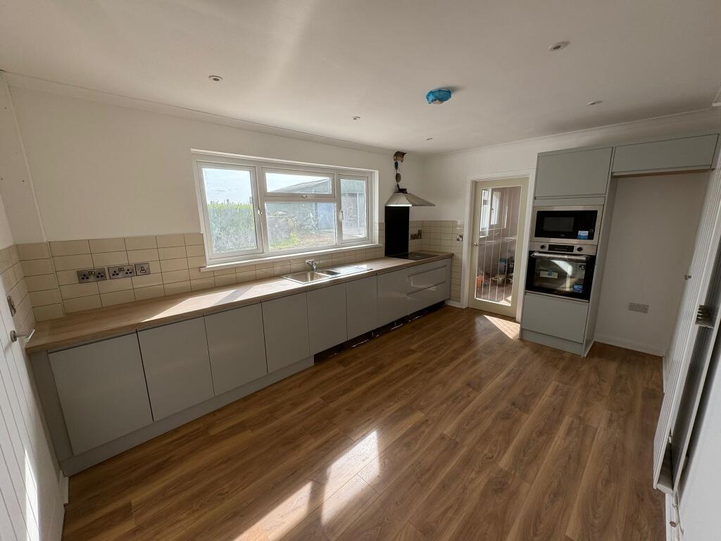 House in Swansea - View 2