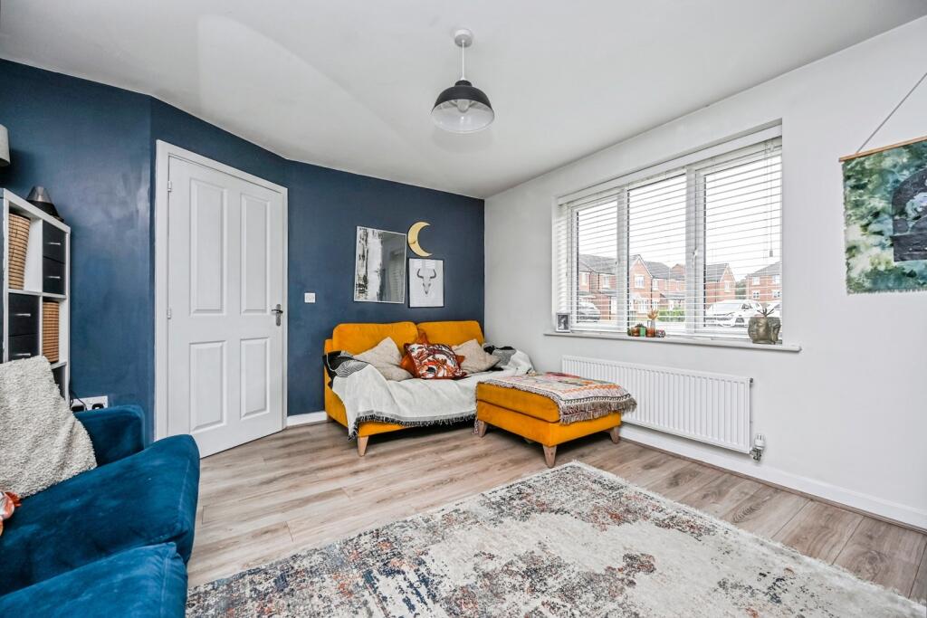 Swallow Crescent, Maghull, Liverpool, Merseyside, L31 photo 3