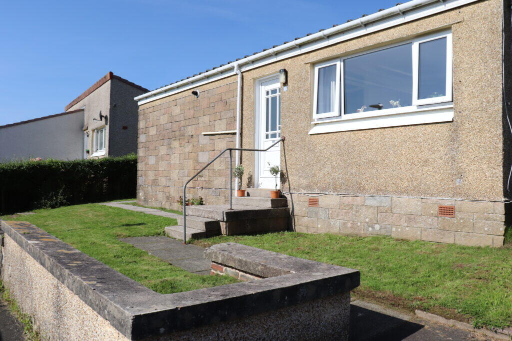 Main image of property: 15 Hillview Walk, Rothesay