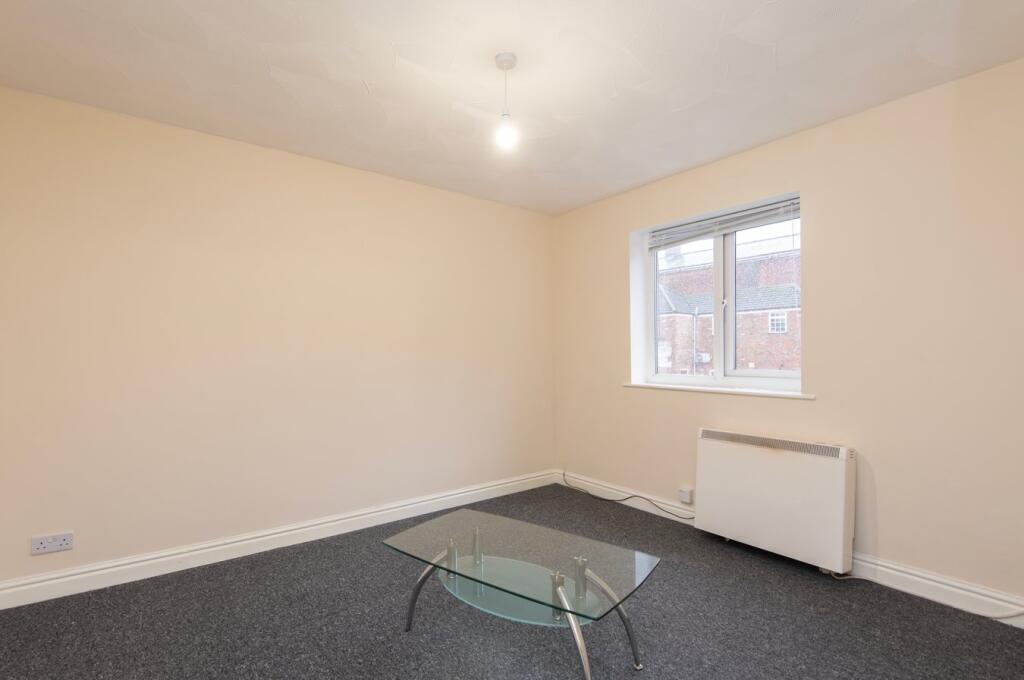 House in Boston, Bargate, Witham - More