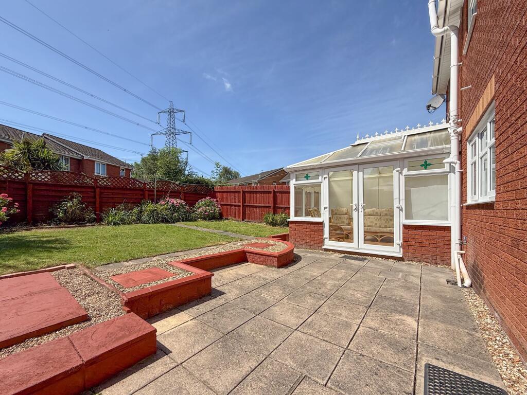 House in Newport, Tredegar Park - View 4