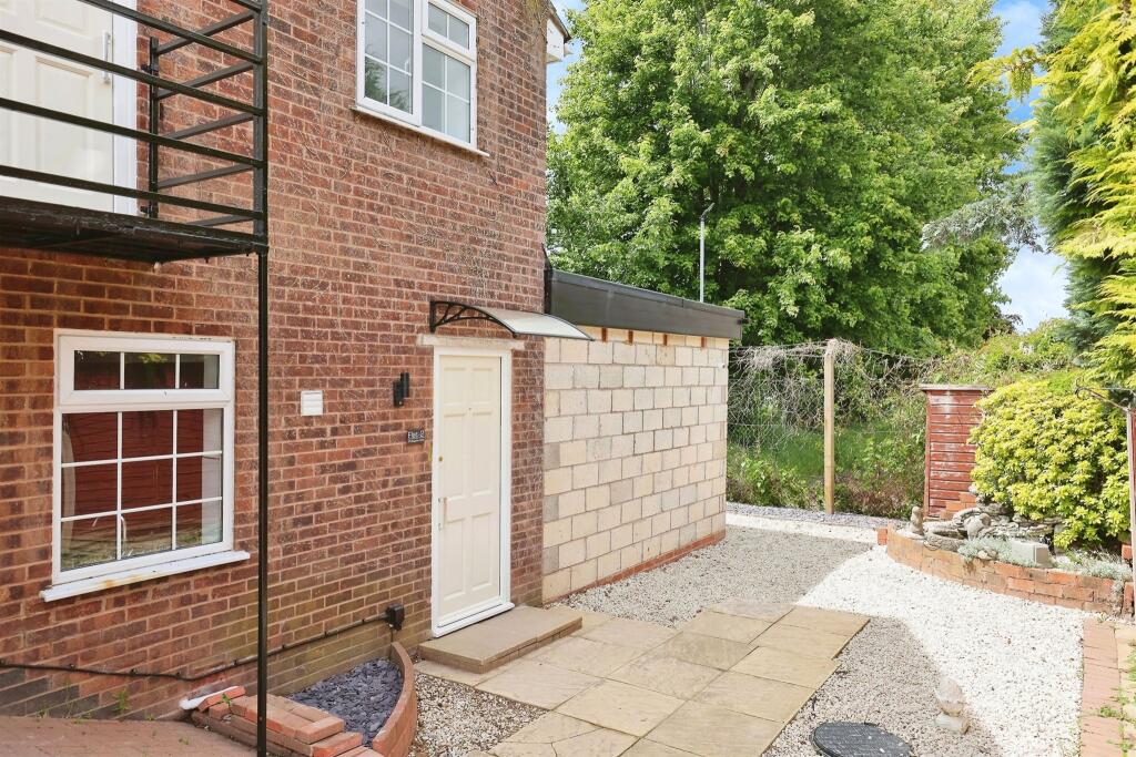 Boughton Road, Rugby photo 4