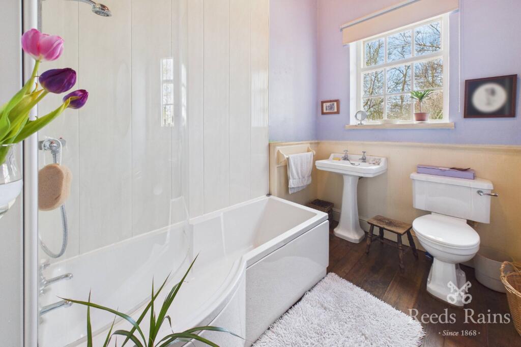 Additional image 12 of Netherlands Avenue, Low Moor, Bradford, West Yorkshire, BD12