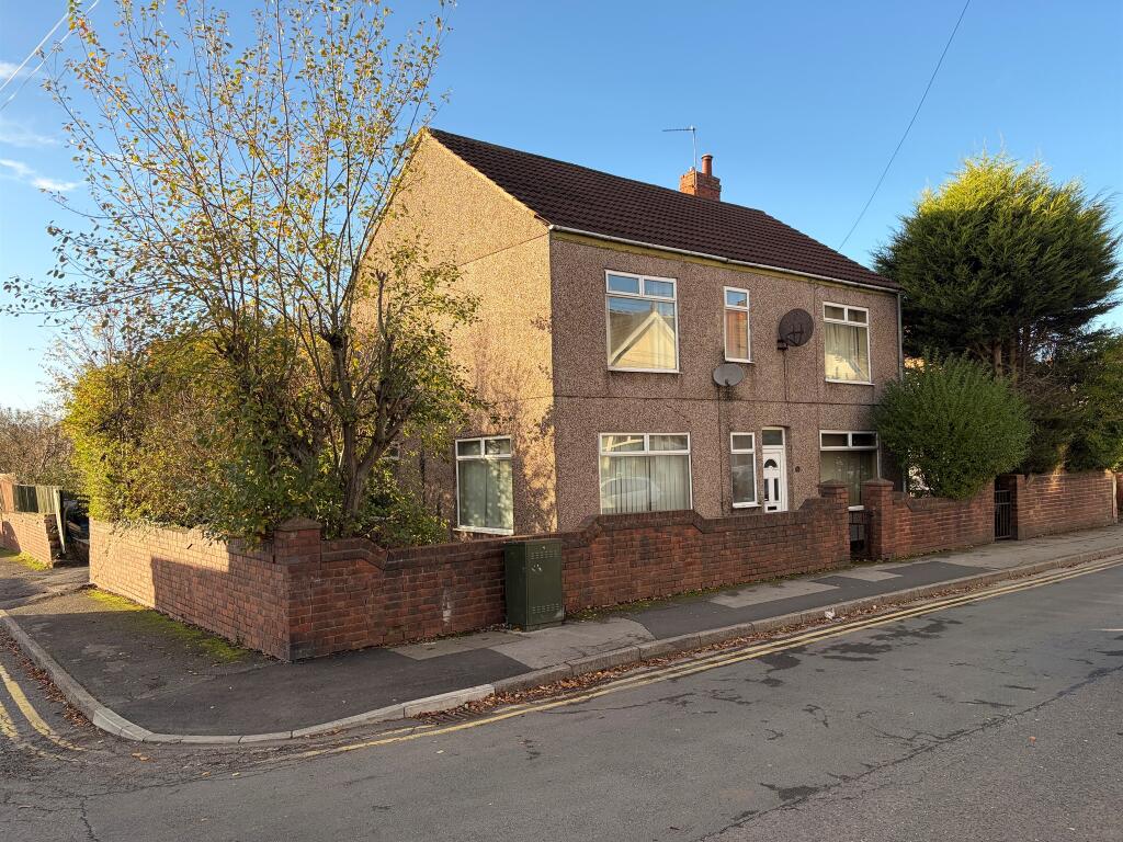 Main image of property: Hodgkinson Road, Kirkby-In-Ashfield, Nottingham