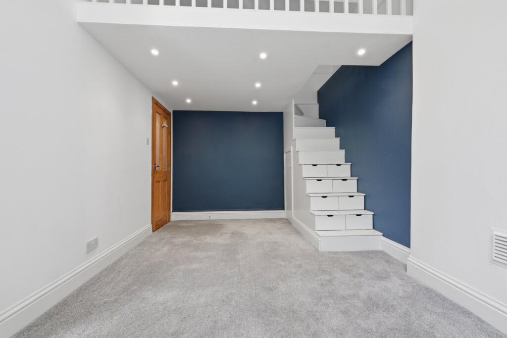 Apartment in Glasgow - View 5