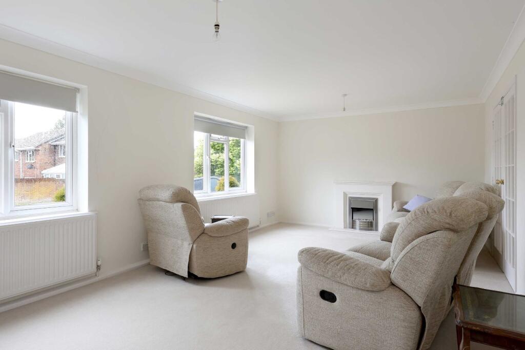 Farmers Way, Seer Green, Beaconsfield, Buckinghamshire, HP9 photo 3