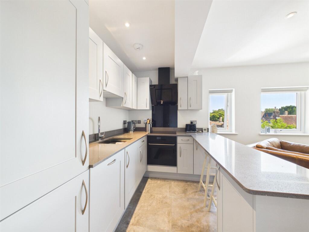 Wick Lane, Christchurch, Dorset, BH23 photo 4