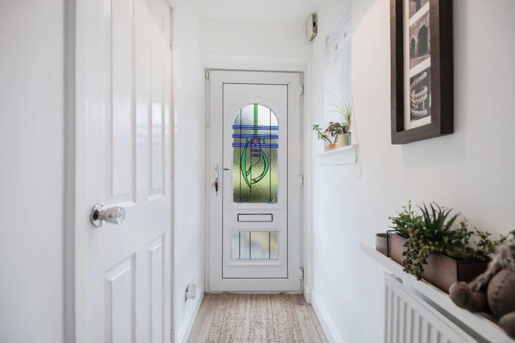 House in Paisley, Renfrewshire - More
