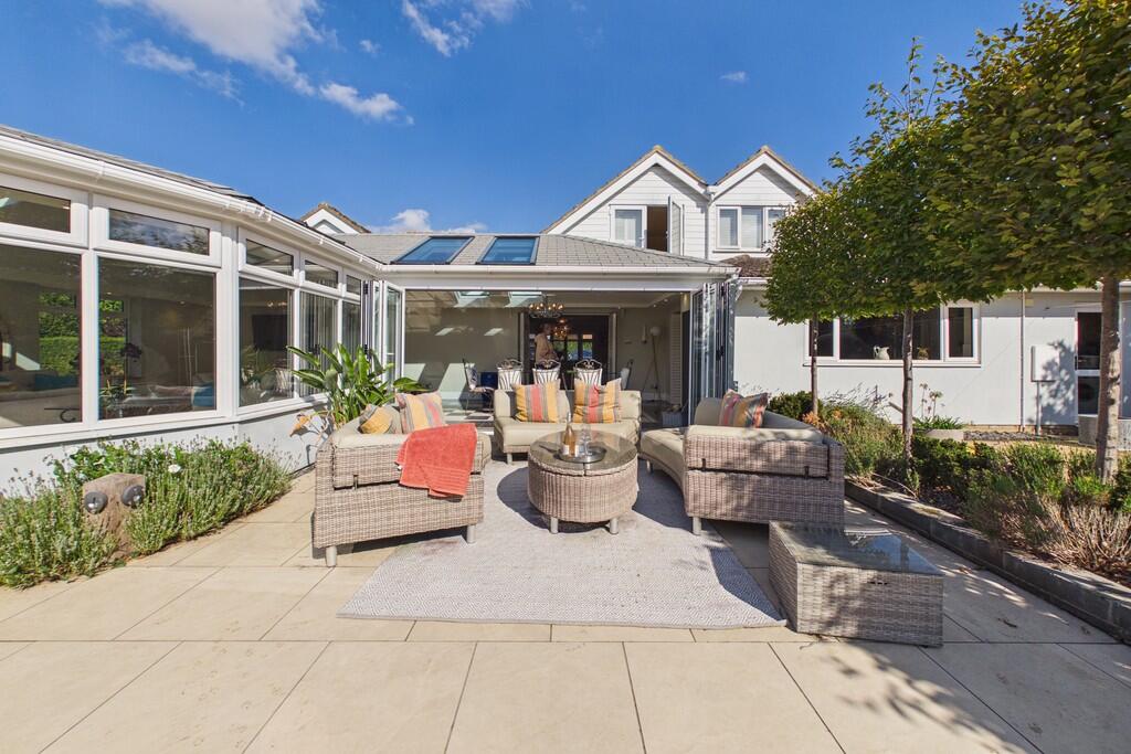 House in Ipswich - View 5