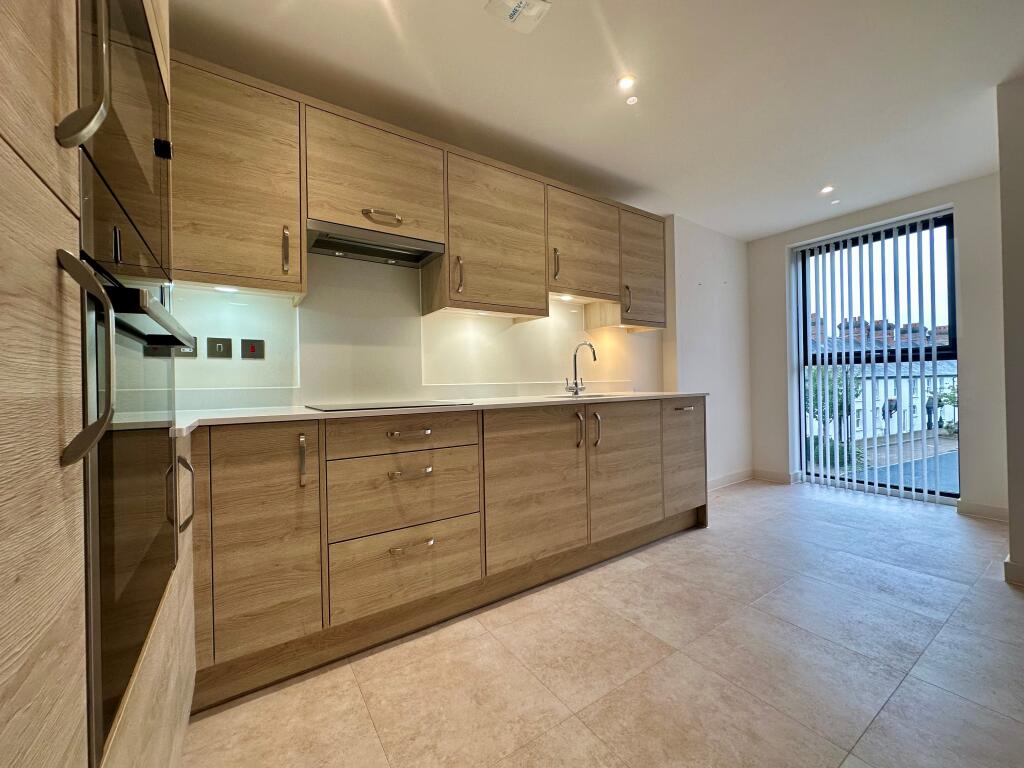Apartment in Salisbury - View 2