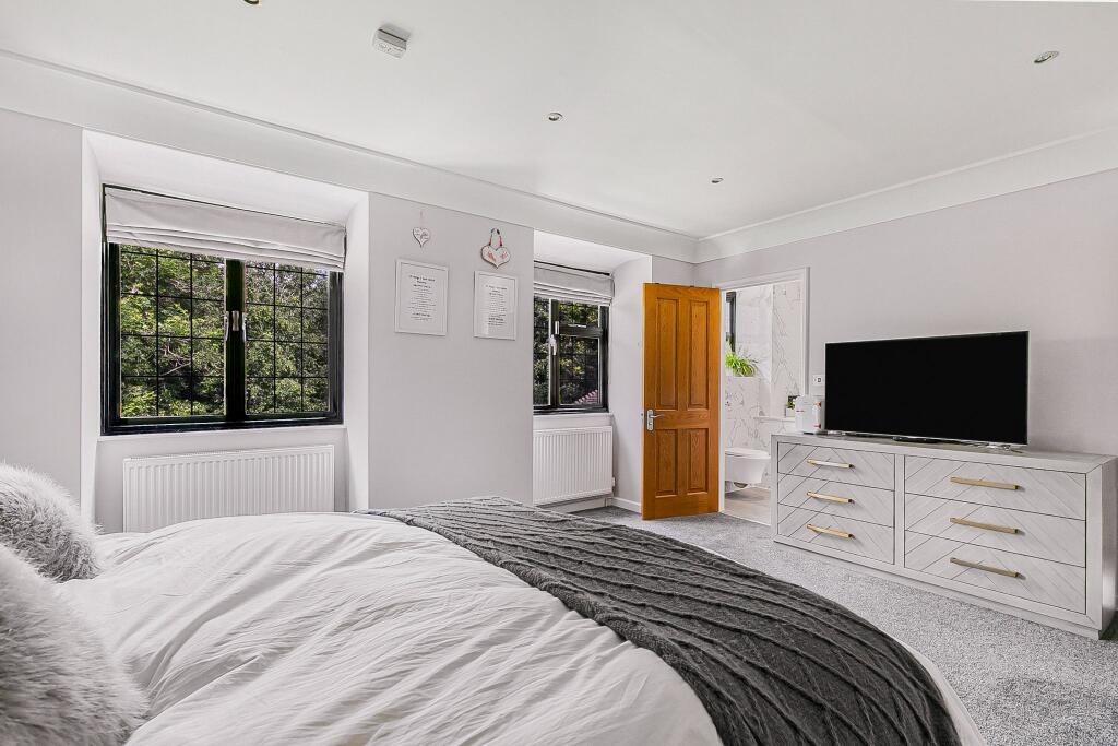 Additional image 14 of Kentish Lane, Brookmans Park, AL9