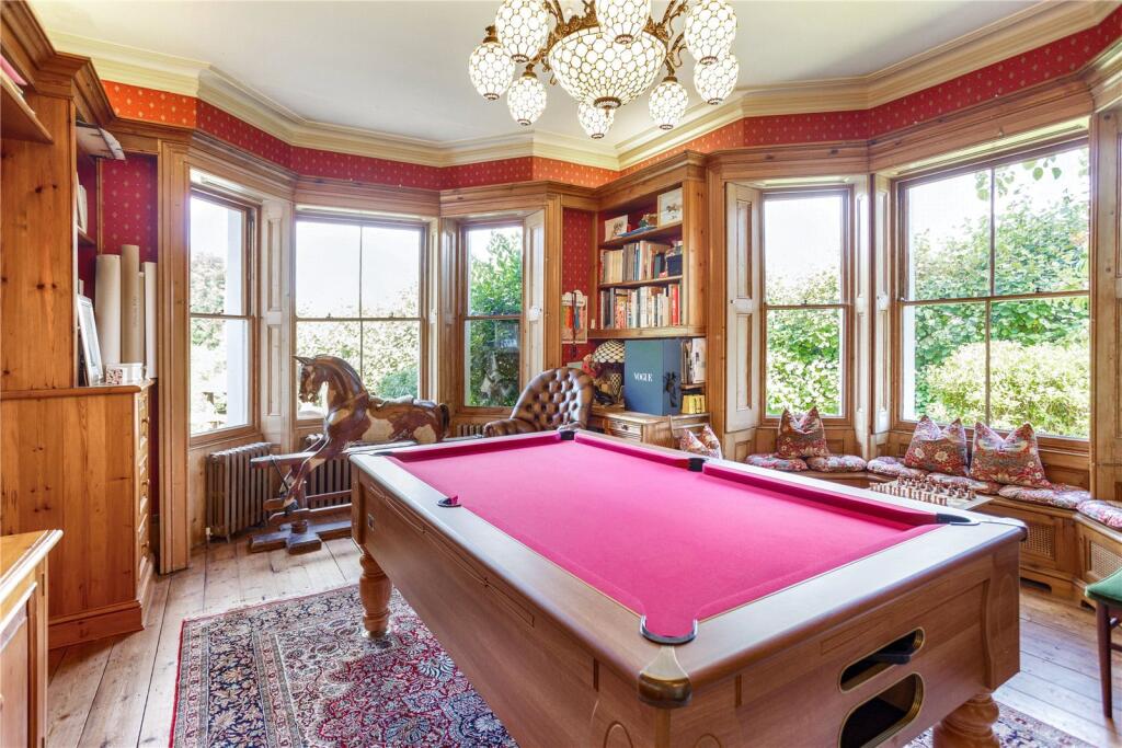 House in Redhill - View 4