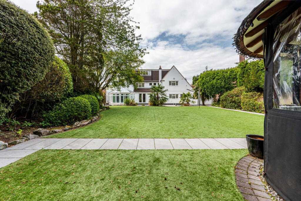 House in Sutton Coldfield, Milking Gate - View 3