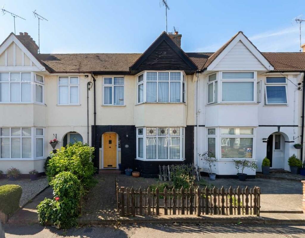 Main image of property: Brooklands Avenue, Leigh on Sea