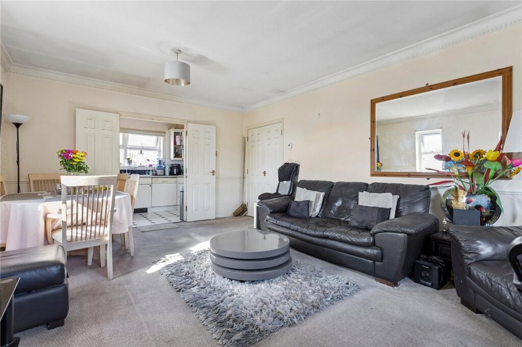 Apartment in London - View 5