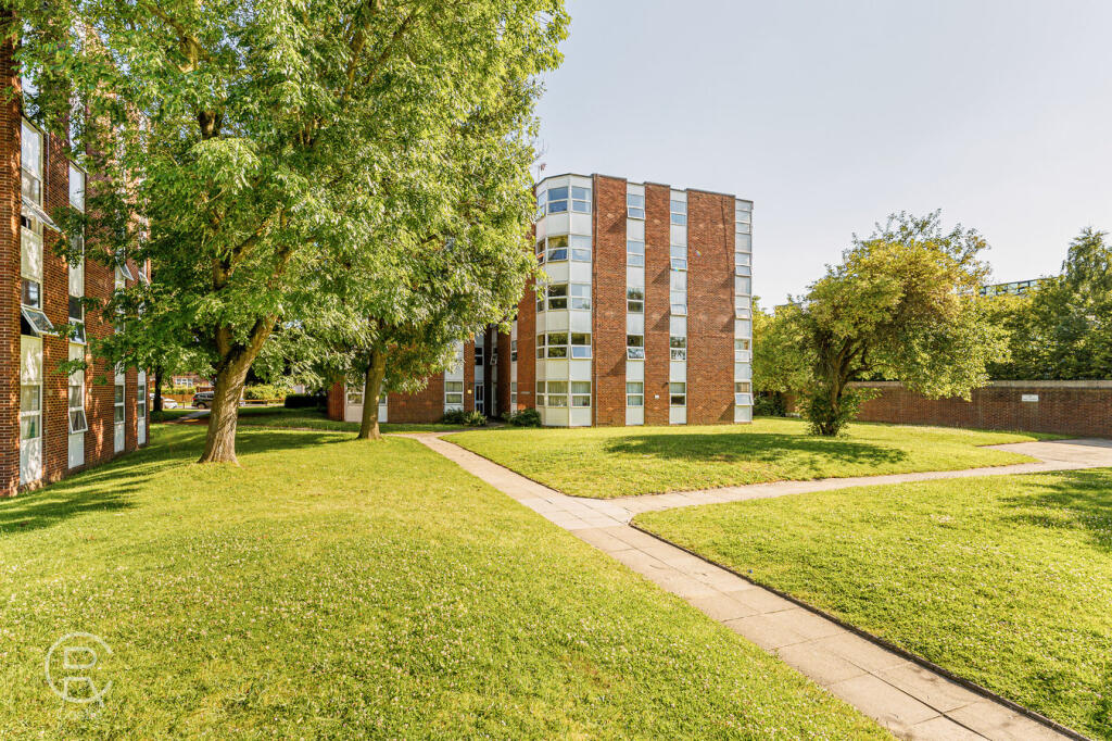 Main image of property: Riverside Close, London, W7