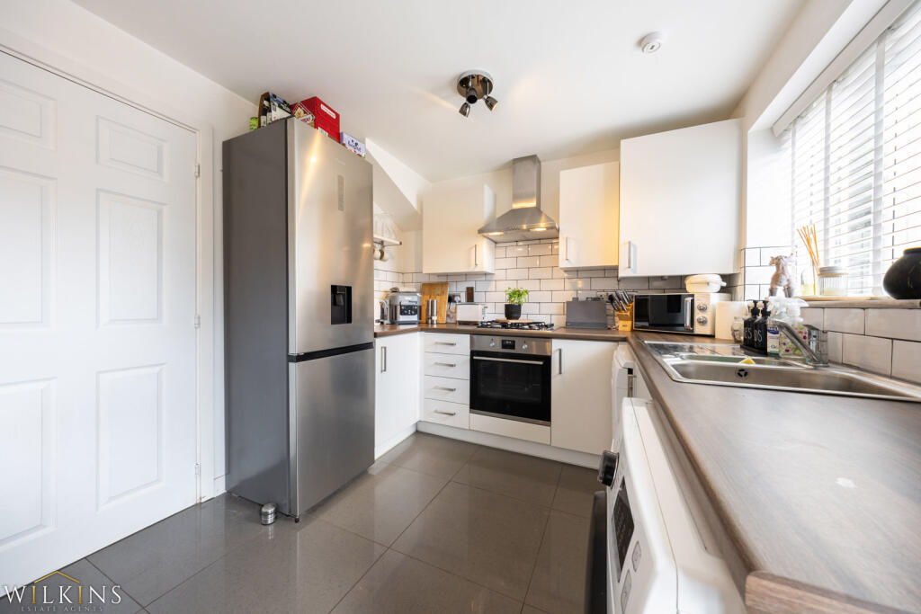House in Nuneaton and Bedworth, St Nicolas Park - View 5
