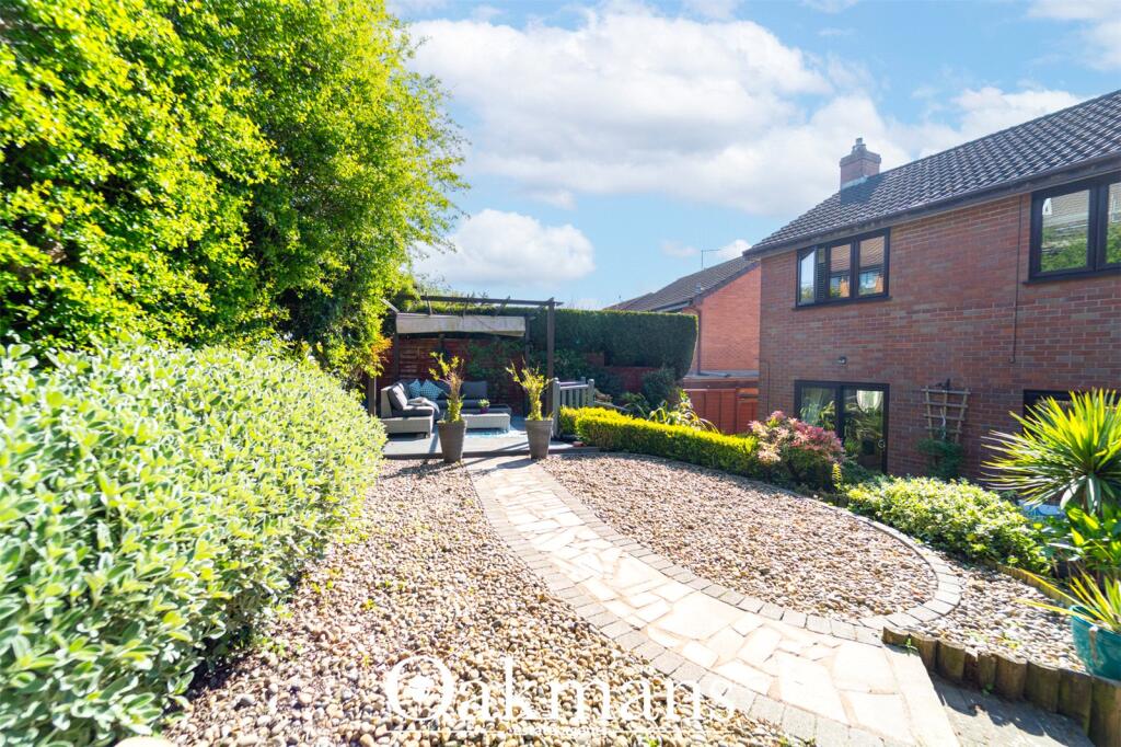 Additional image 31 of Hillview Close, Lickey End, Bromsgrove, Worcestershire, B60