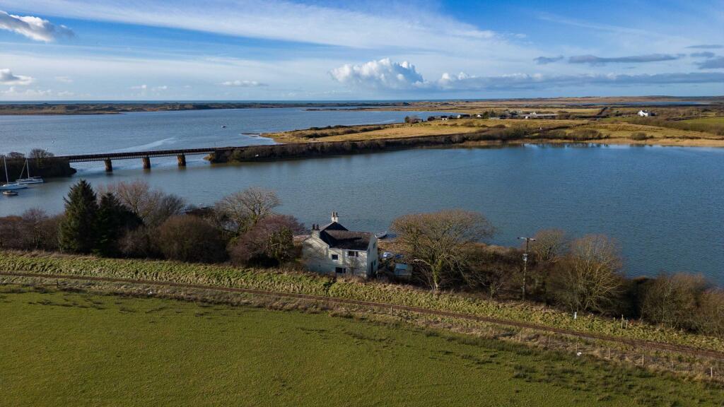 Ravenglass, CA18 photo 3