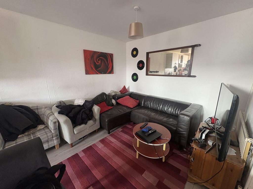 House in Portsmouth - View 3