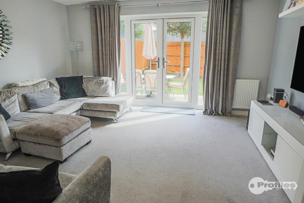 House in Hinckley and Bosworth, Barwell - View 2