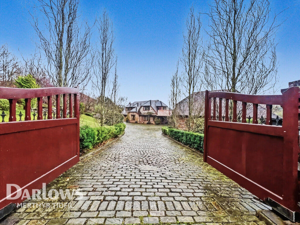 Main image of property: Cwrt Nant Llwynog, Treharris