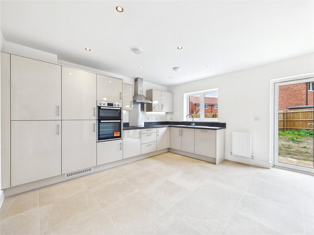 House in East Suffolk, Trimley St Mary - View 5