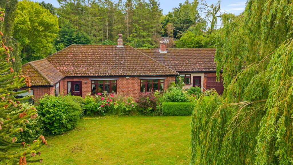 Main image of property: East Butterwick Road, Susworth, North Lincolnshire, DN17