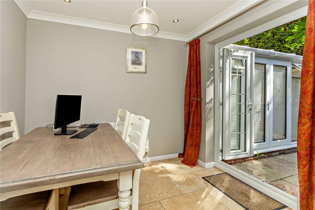 Normay Rise, Newbury, Berkshire, RG14 - View 6
