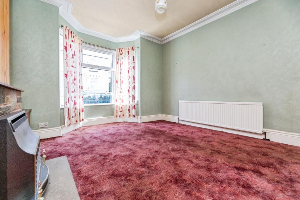 House in Sheffield, Pismire Hill, Firth Park - View 4
