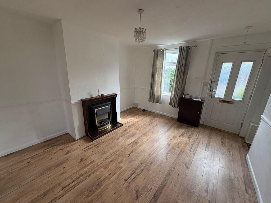 78 Warrington Road photo 2