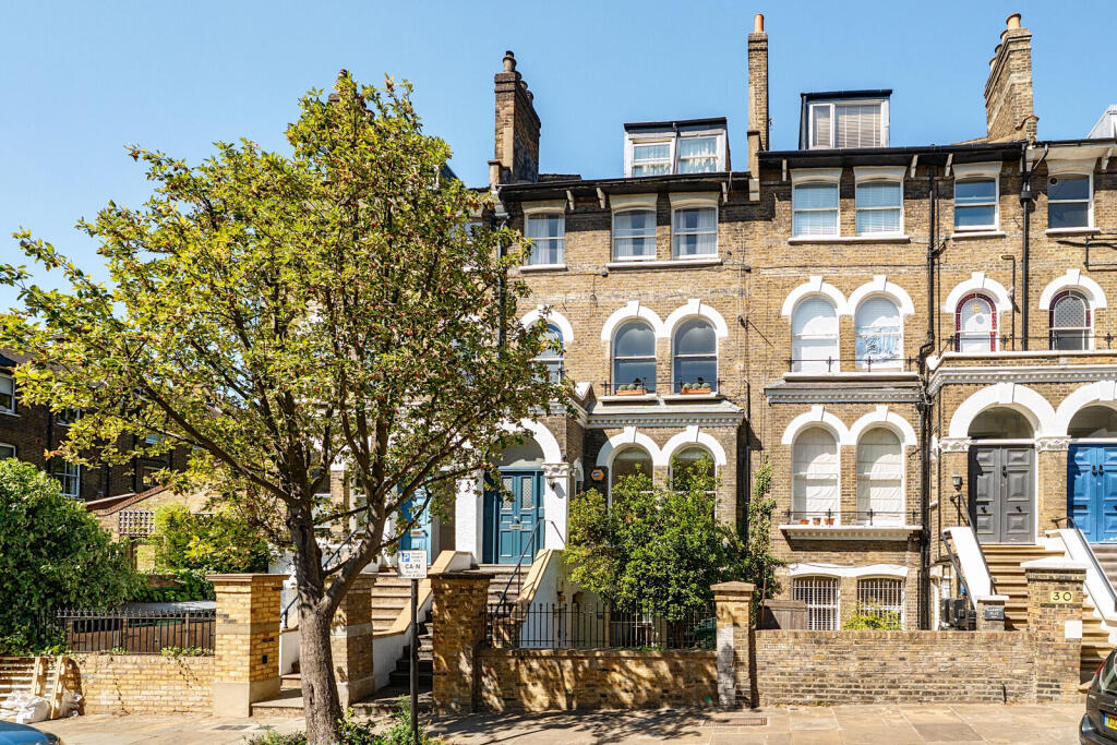 Apartment in London - View 2