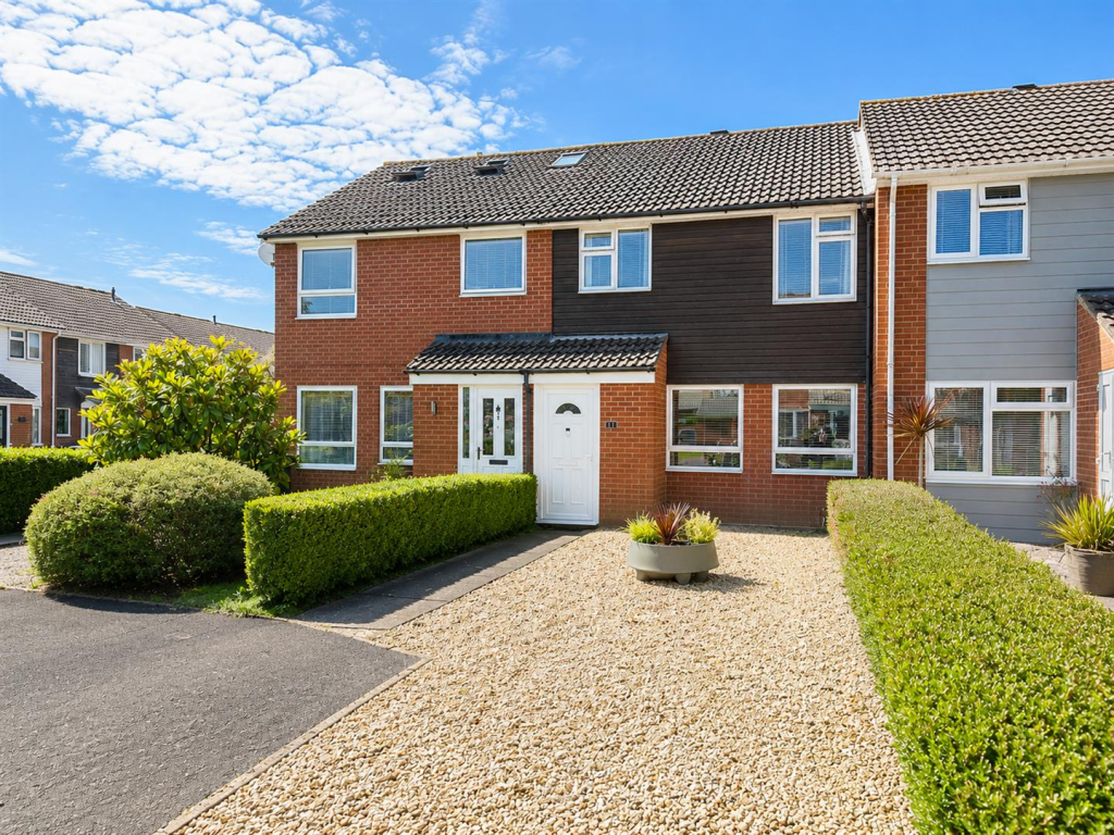 Main image of property: Esmonde Close, Lee-On-The-Solent