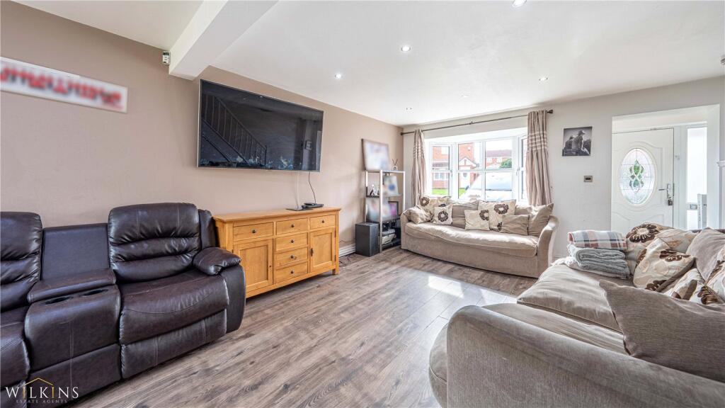 Additional image 4 of Suffolk Way, Tamworth, Staffordshire, B78