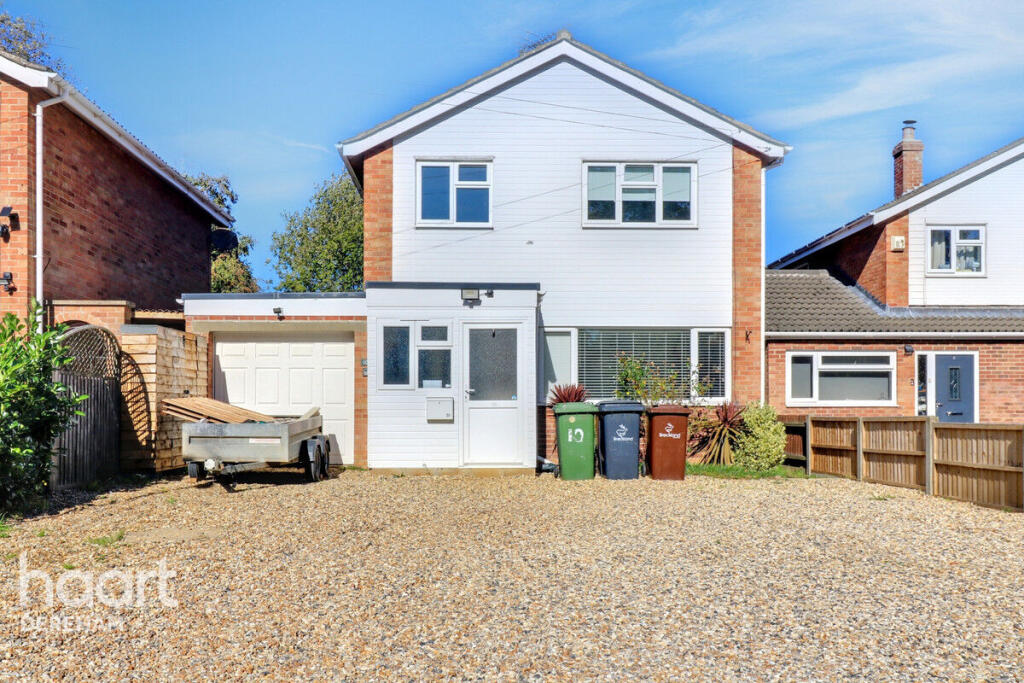 South Green Gardens, Dereham photo 2
