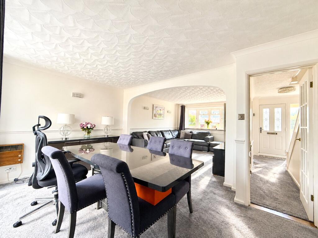 House in Bromley - View 4