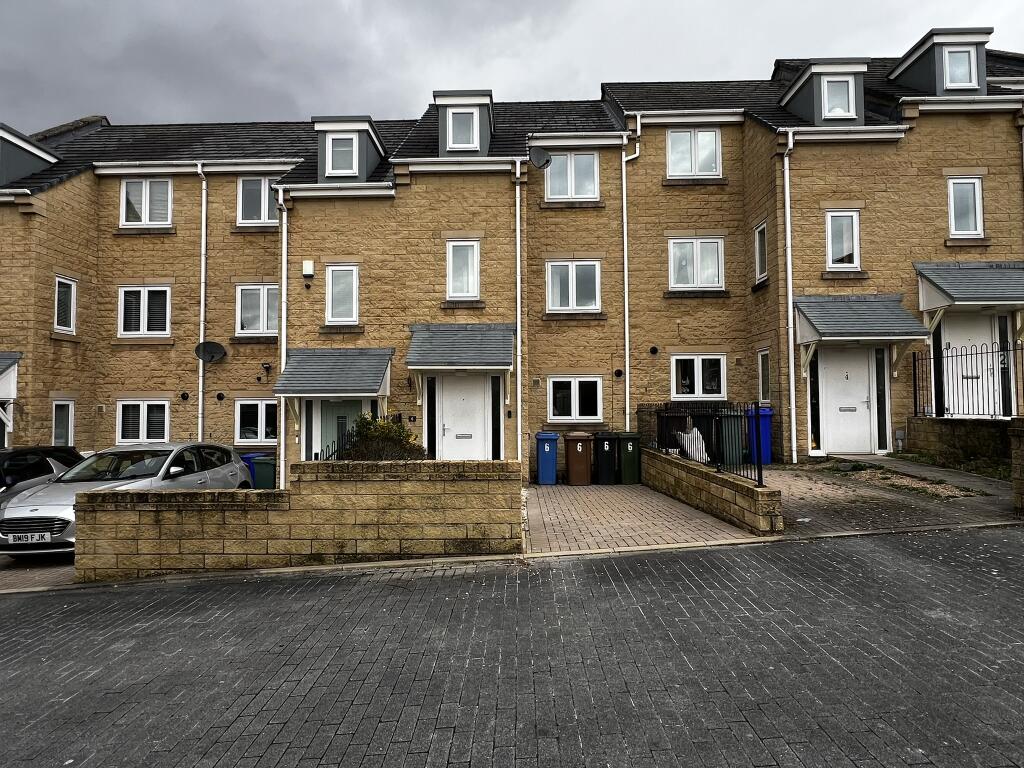 Main image of property: Pudding Fold, Hyde