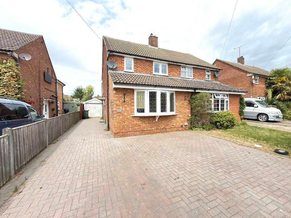 Main image of property: Culworth Close, Caddington, Bedfordshire, LU1 4HX