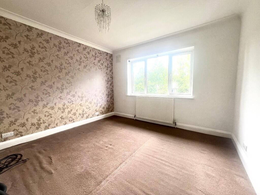 Apartment in London, Winchmore Hill, Palmers Green - More