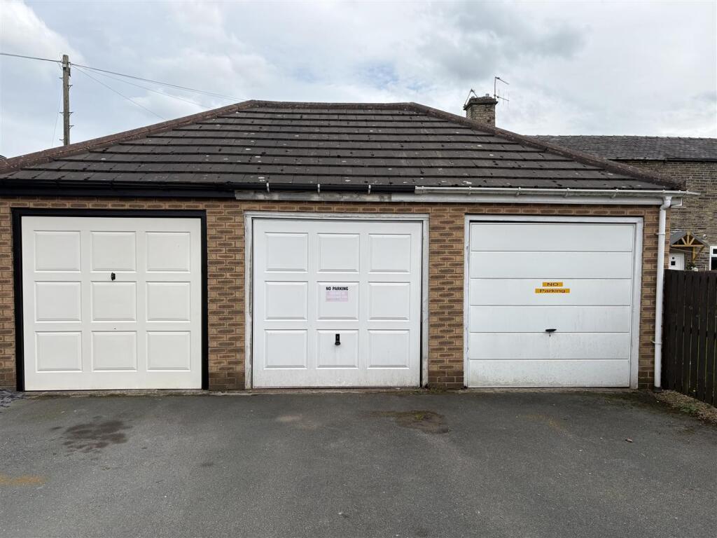 Additional image 11 of Oakenshaw Court, Wyke, Bradford