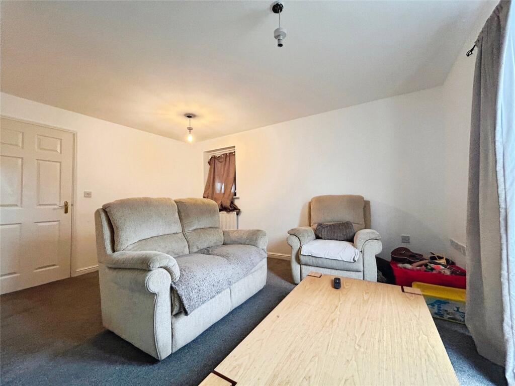 Lord Nelson Drive, Norwich, Norfolk photo 3