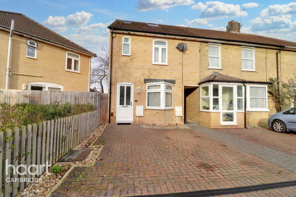 Main image of property: Ramsden Square, Cambridge