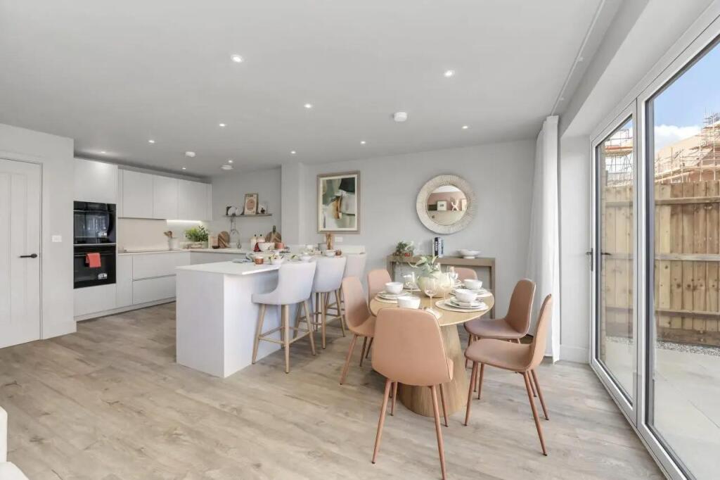 Hopkins Homes at Beaulieu, Beaulieu, Chelmsford, CM1 6FU - View 2