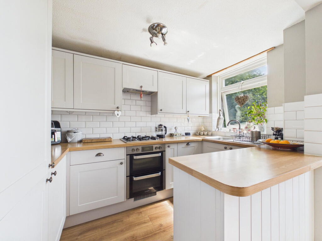 House in Horsham, North Horsham - View 4